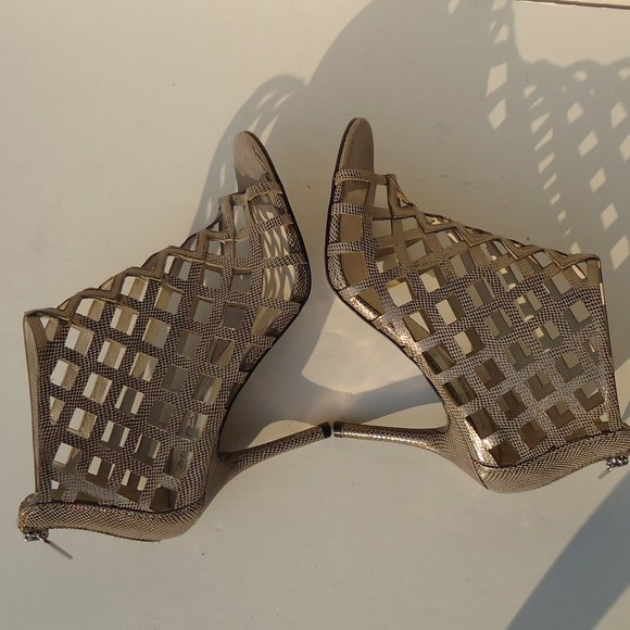 SIZE 8M. MICHAEL Michael Kors Yvonne cage heels booties - Picture 9 of 16